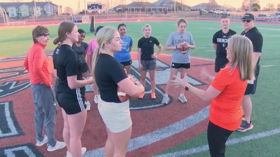 Women Can Ball Too: Hendrix College Hosts Arkansas's first women's intercollegiate flag football tryout