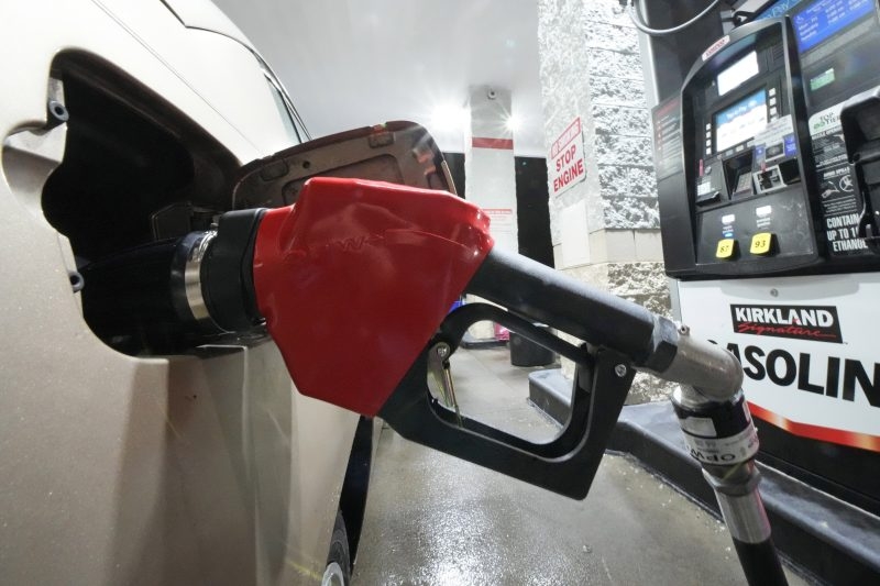 GasBuddy survey shows Texas gas prices increasing