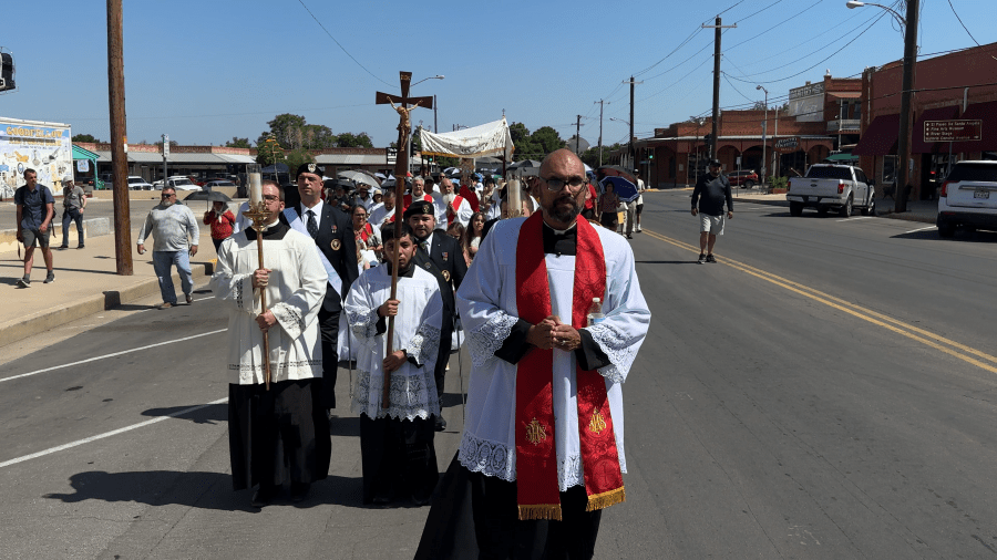 Pilgrimage celebrates holy Eucharist in downtown San Angelo