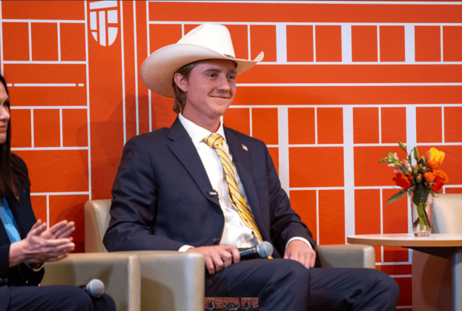 UTPB student wins national award from American Association of Professional Landmen