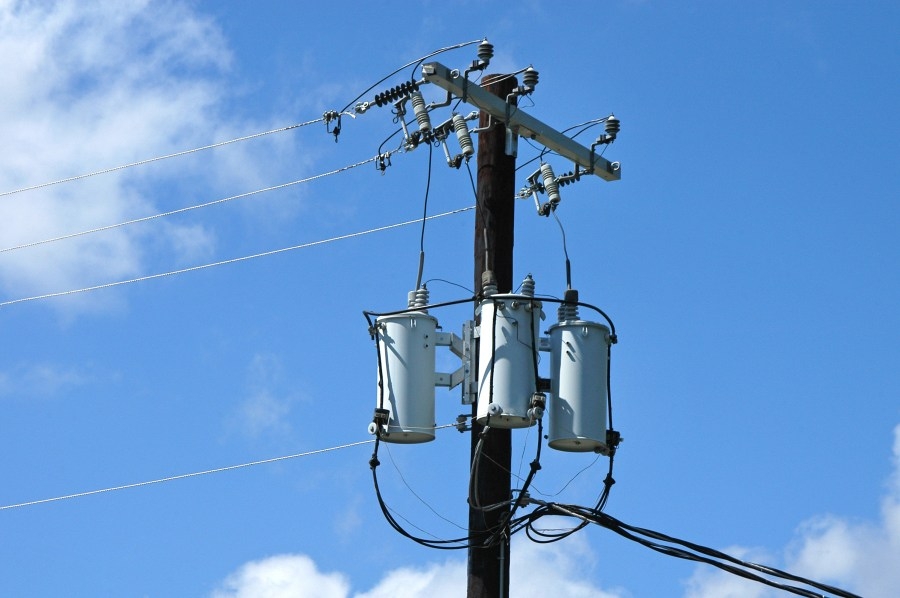 Odessa residents left wondering: What's causing the flickering lights?