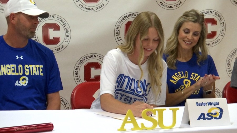Coahoma's Baylor Wright signs to Angelo State for Track and Field