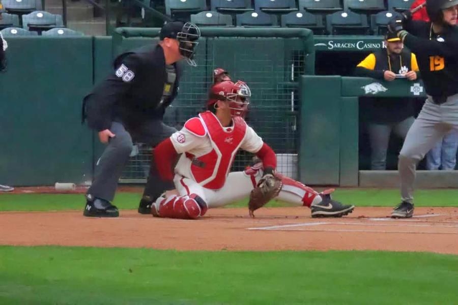 Arkansas rises to the consensus No. 1 team in college baseball