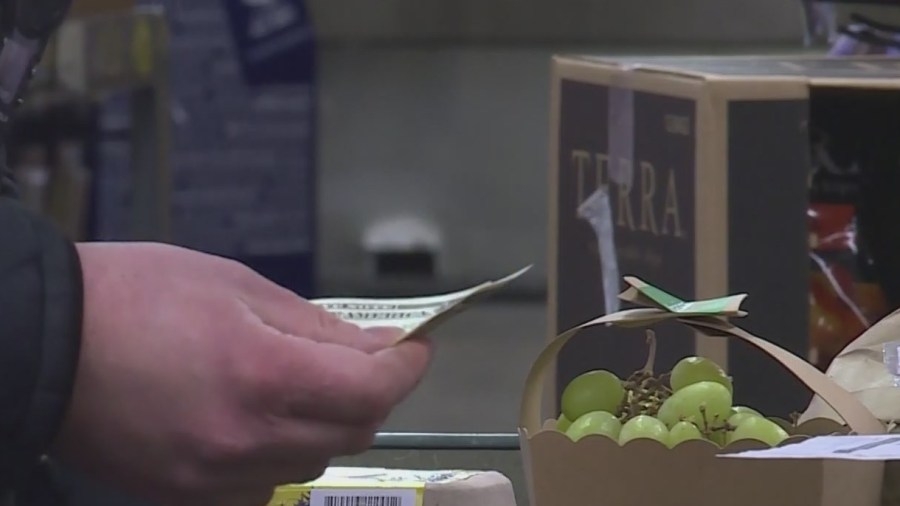 SNAP under fire: Skimming thefts, proposed cuts leave Oregonians struggling to feed families