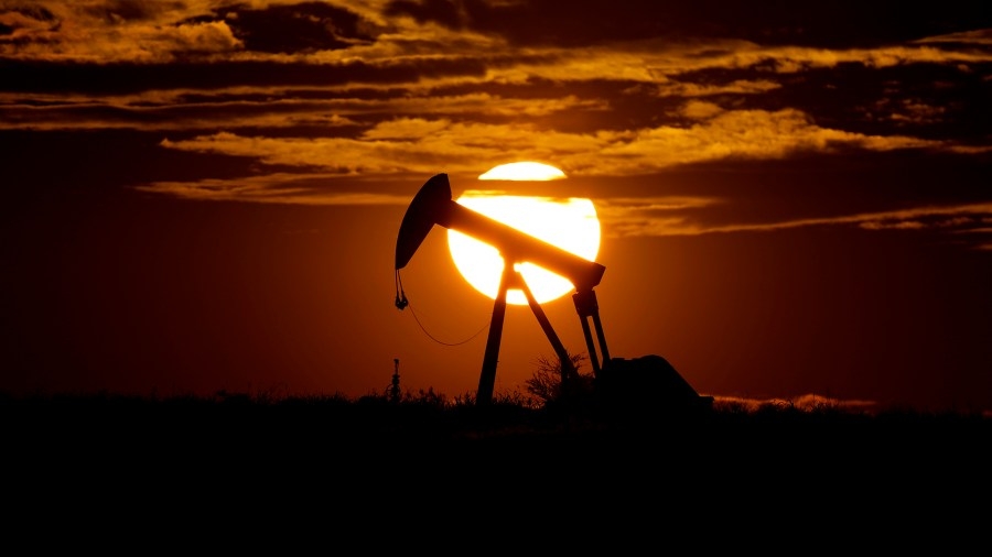 Historic lawsuit filed against big oil companies for Washington mother's heat dome death