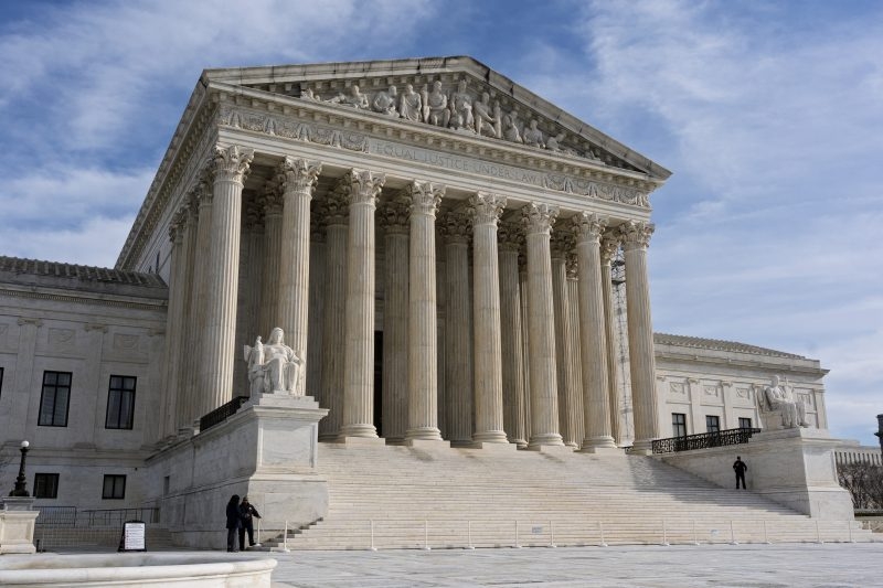 Wyden, Merkley join effort creating binding code of ethics for the Supreme Court