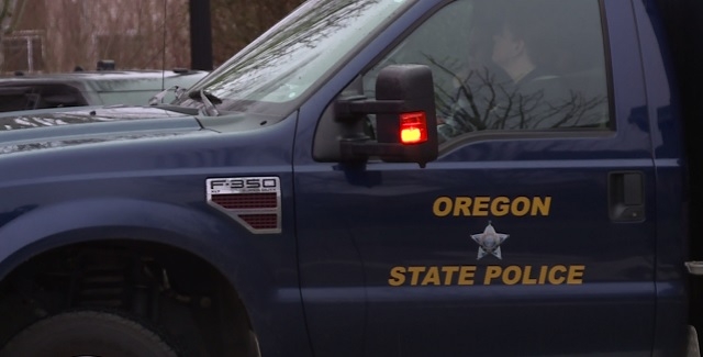 UCC athlete, coach die in head-on crash in Coos County