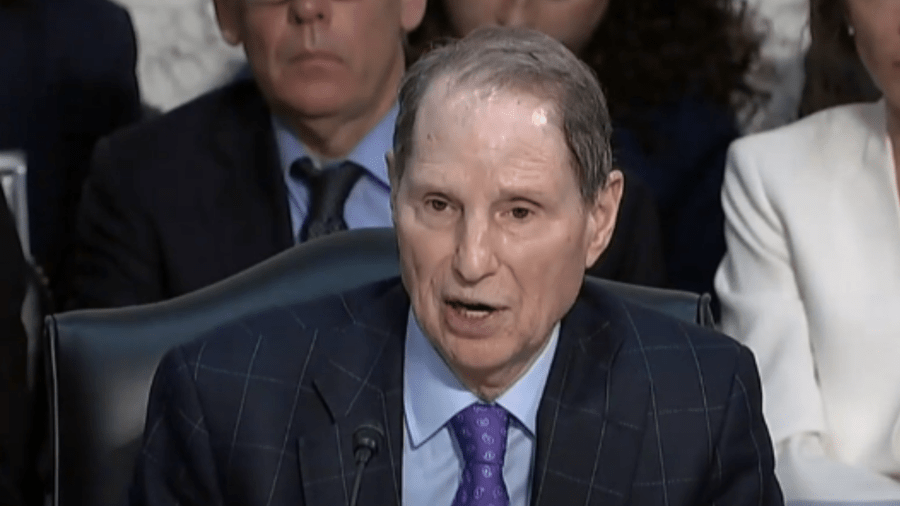 Sen. Wyden grills U.S. trade representative on Trump tariffs: ‘Don't see any strategy'