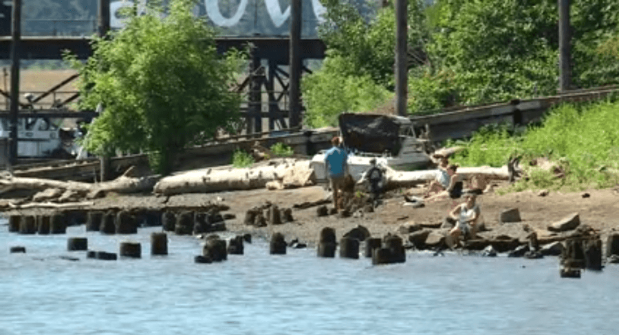 Body pulled onto swimming dock at Cathedral Park