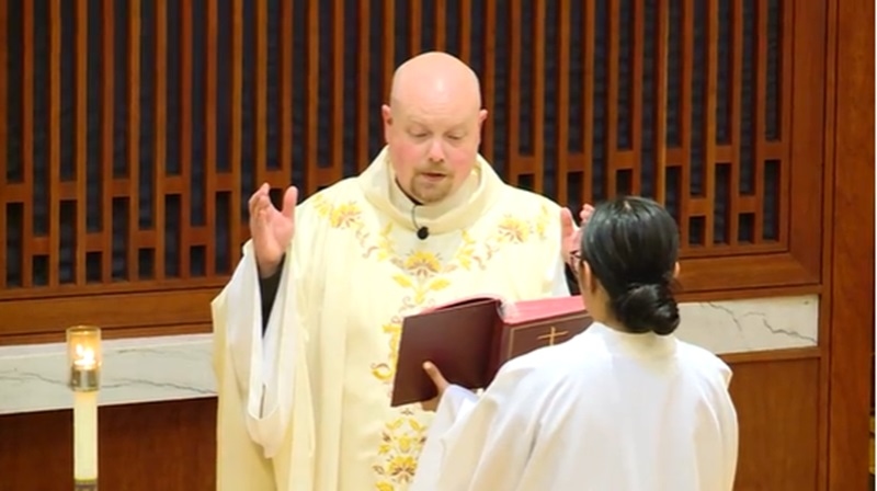 Portlanders pray for past and future Popes