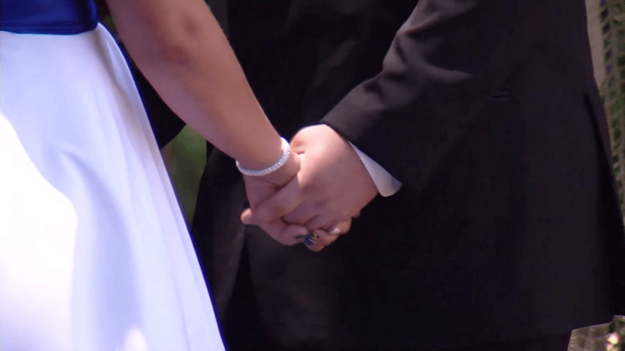 Oregon Senate votes to raise minimum age for marriage to 18 years old