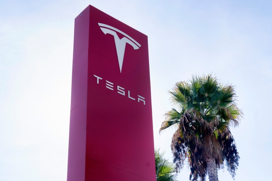Tigard Tesla dealership shot for second time in a week