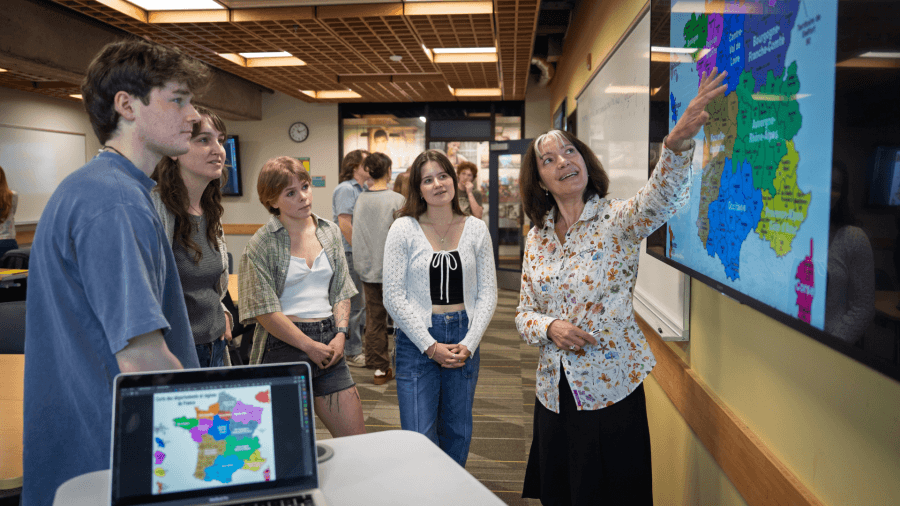 Schnitzer family donates ‘landmark' $25M to University of Oregon global studies program