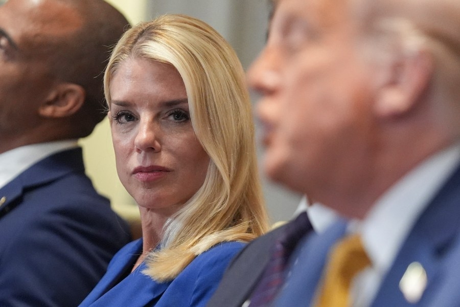 ‘This ends now': AG Bondi threatens PNW leaders over sanctuary jurisdictions
