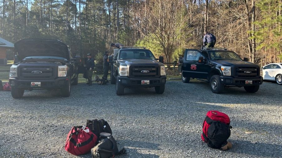 Oregon sends crew to help battle North Carolina wildfires