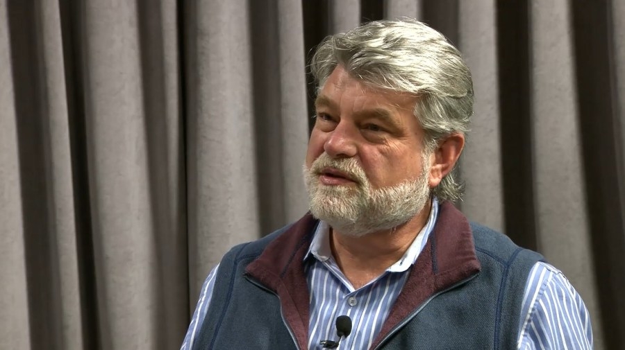 1-on-1 with Springfield mayoral candidate Jeff Schrag