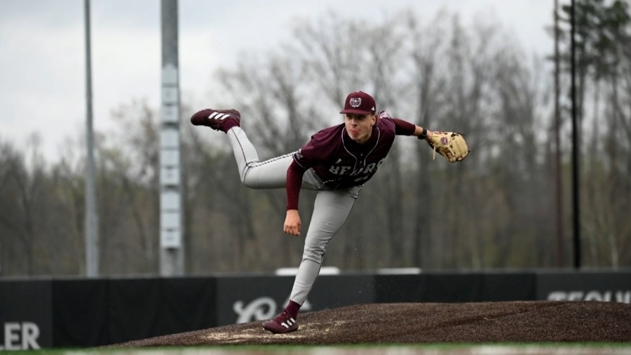 MoState's Yusypchuk throws gem