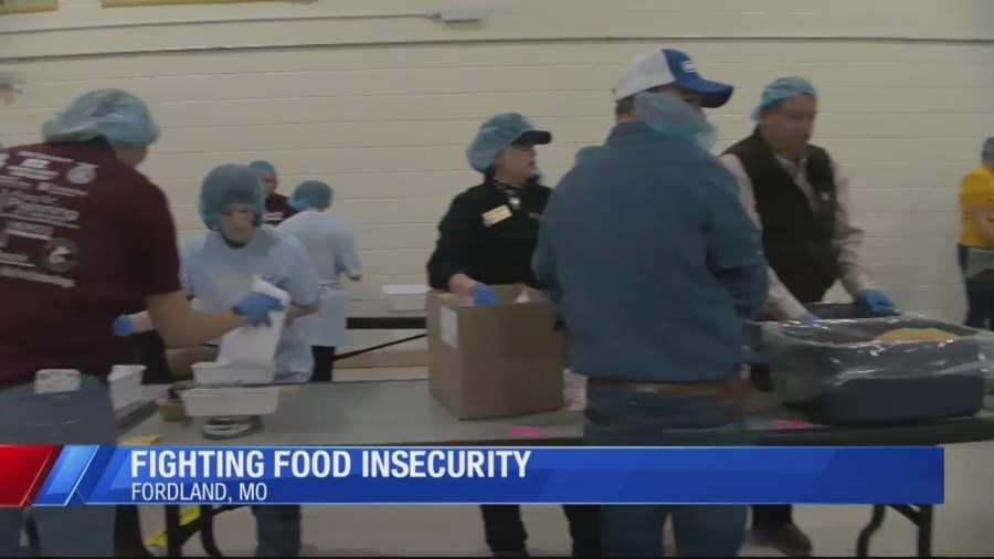 Webster County students pack meals for local food pantries