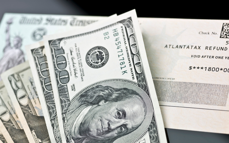 Local accountant advises filing tax extension to prevent late penalties