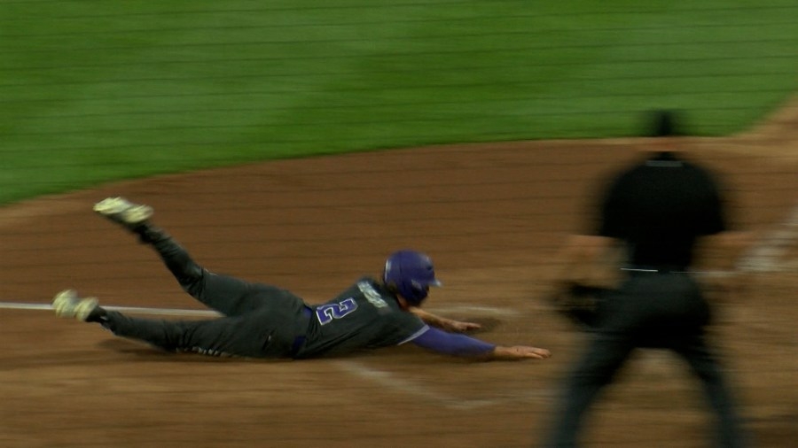 Bears shuffle the Aces 6-4