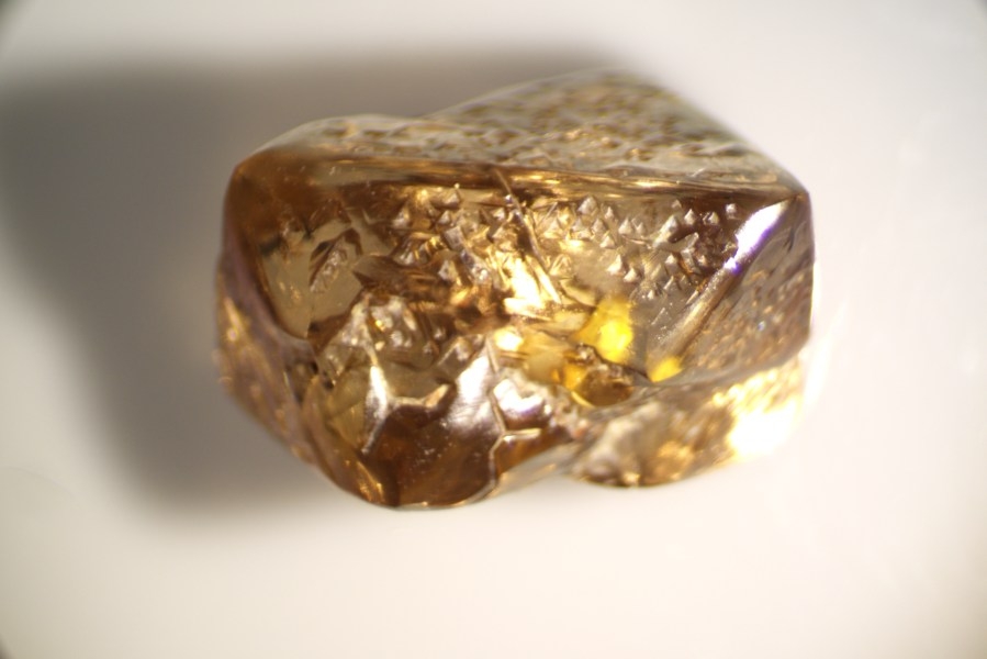 Minnesota man finds 3.81-carat brown diamond at Arkansas State Park