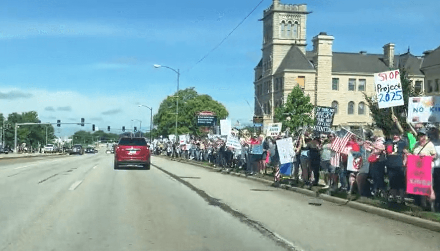 A thousand gather for 'No Kings' protest in Springfield