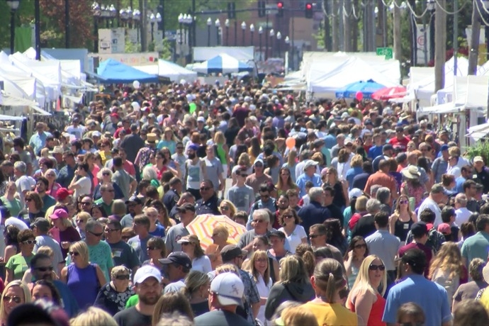 Springfield's first Friday art walk kicks off Artsfest