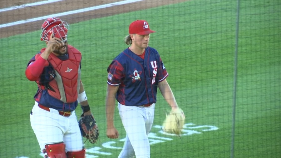 Poodle rally spoils Roby's pitching performance