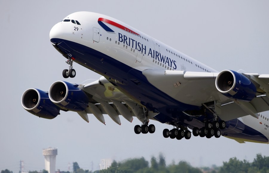 British Airways flight attendant reportedly found dancing naked on SFO flight