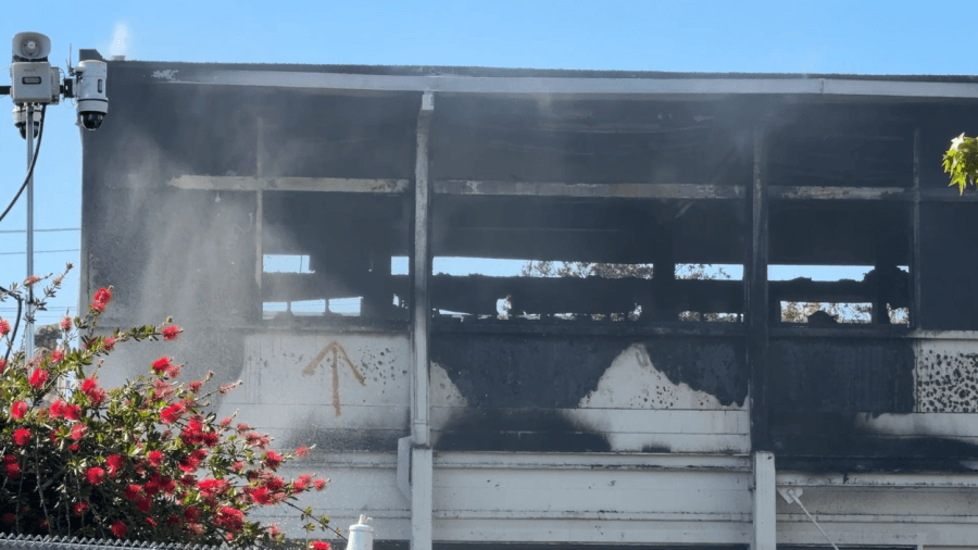 Crews respond to fire at vacant school building in Oakland