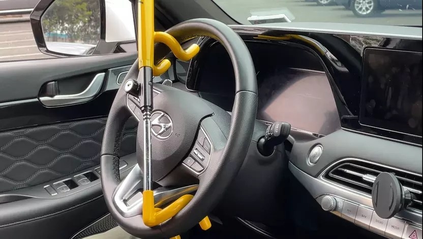 Bay Area sheriff's office giving out free steering wheel locks to Hyundai owners