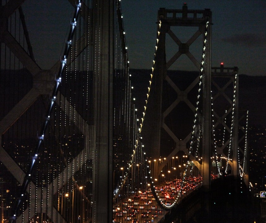 DUI driver wrecks after doing 115 mph on Bay Bridge to evade officers: CHP