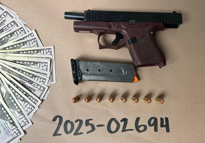 Loaded gun, cash found in stolen Infiniti: PD