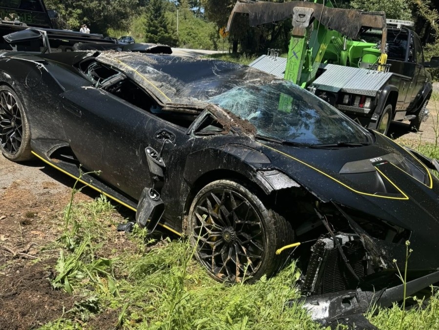 Driver flips $400,000 Lamborghini near Santa Cruz