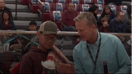 2 high school students receive Navajo Nation Bilingual Seal of Proficiency