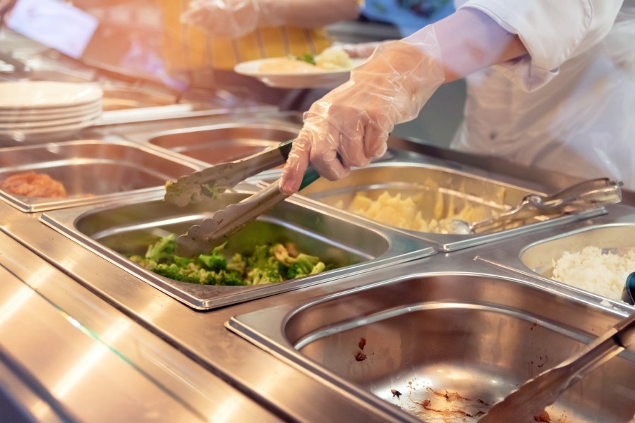 Summer lunch program offers a free meal for Albuquerque children