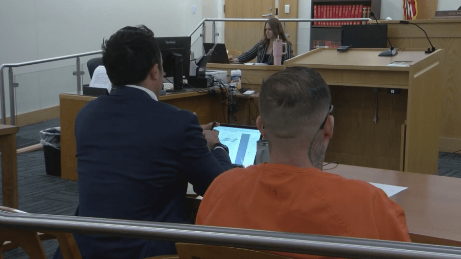 Judge denies motion to dismiss charges for man accused of assault at Albuquerque McDonald's