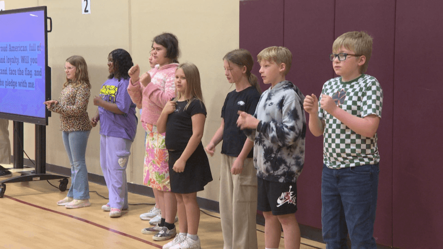 Joplin students embrace ASL to connect with their peers
