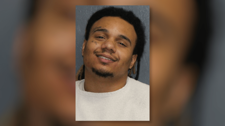 Joplin police seek suspect in shooting