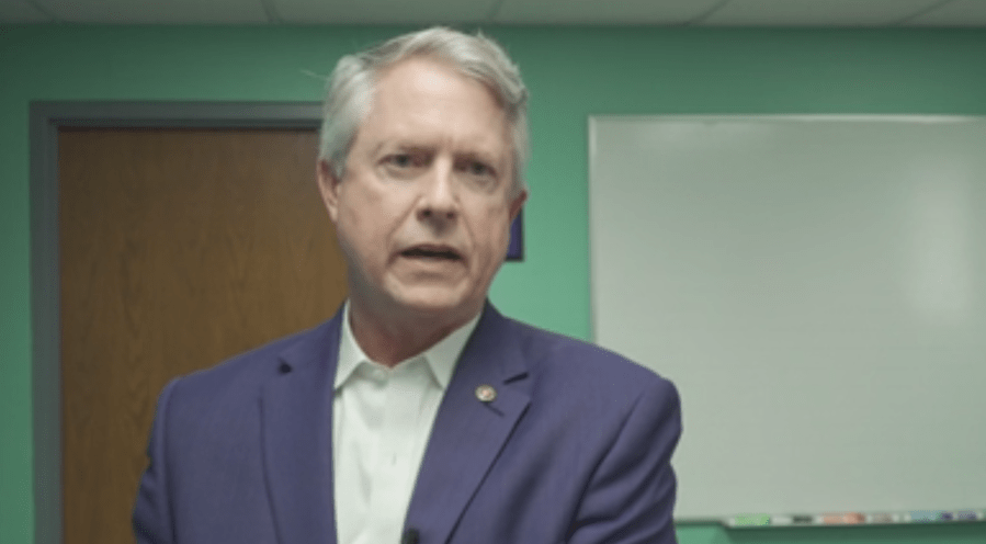Senator Roger Marshall visits Parsons Domestic Violence Unit
