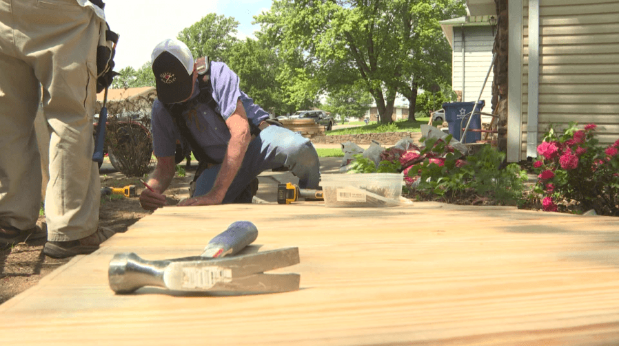 Joplin volunteers impact lives with Brush With Kindness effort
