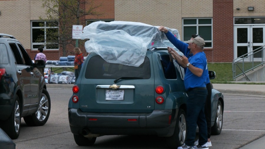 Topeka kids receive new beds, other items