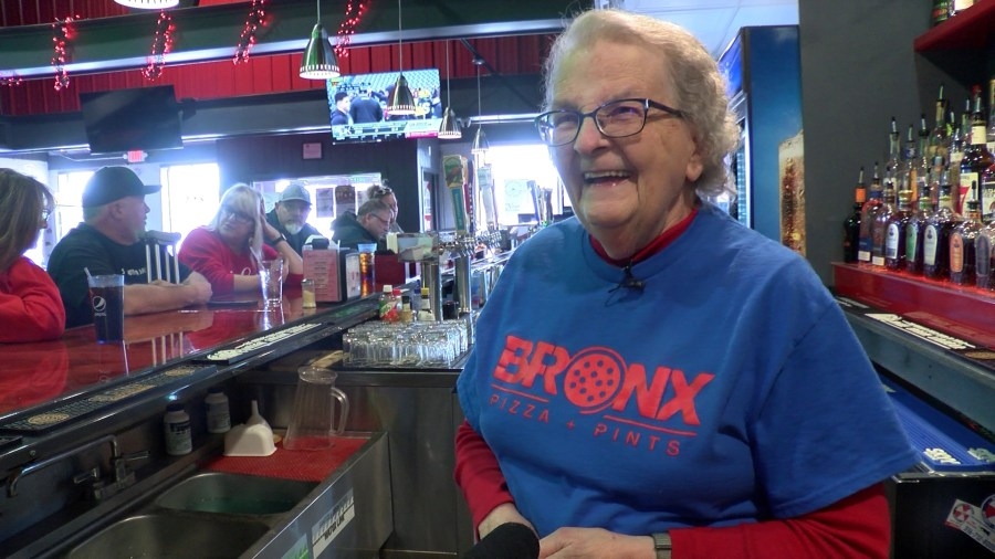 82-year-old Wichitan brings in smiles working as a barback