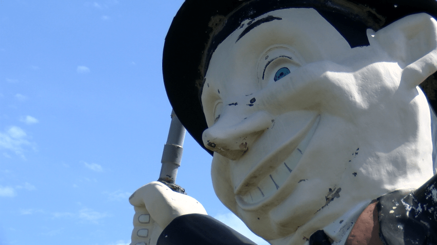 ‘Save the sweep': McPherson roadside icon in desperate need of repair