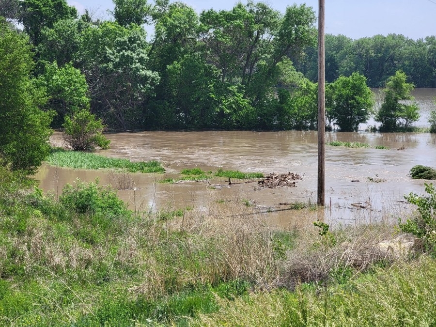 Rainfall amounts in Kansas, including 5+ inches in one county