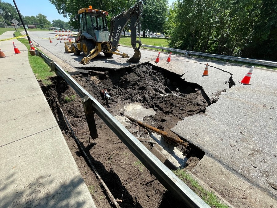 Crews working to repair Haysville sinkhole after heavy rain