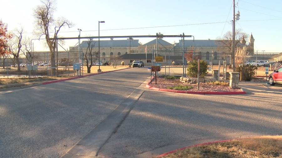 Hutchinson prison inmate death under investigation
