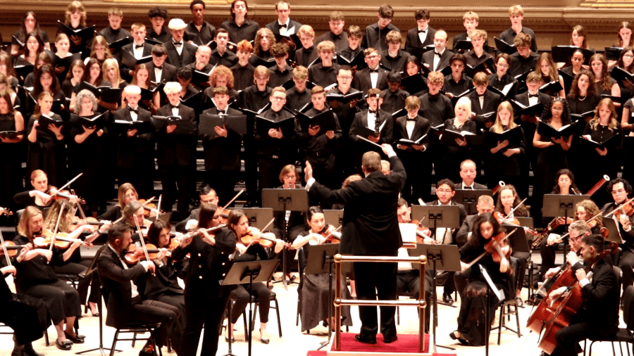Halstead High School Choir performs in New York