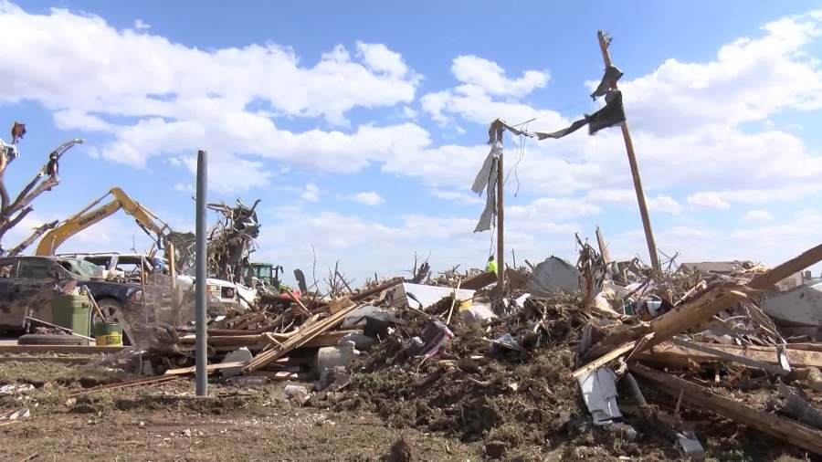 Grinnell tornado victims face uncertain future