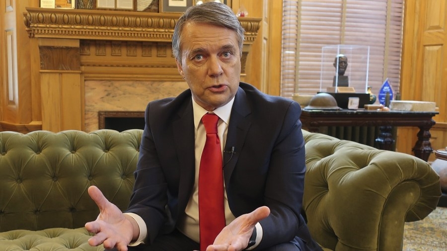 Ex-Kansas Gov. Jeff Colyer names campaign treasurer